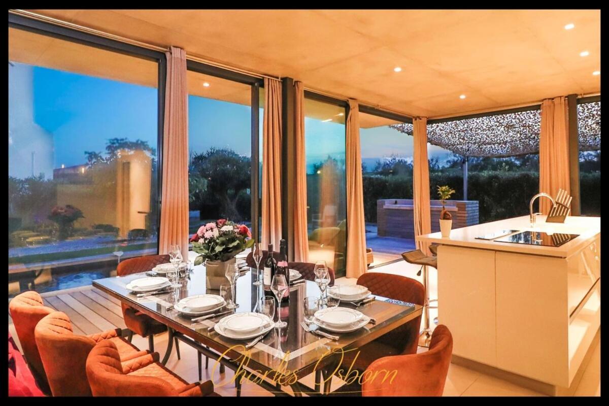 Villa Cristal แซ็ต ภายนอก รูปภาพ